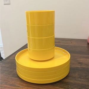 MCM Heller Design by Massimo Vignelli Stackable plates and bowls